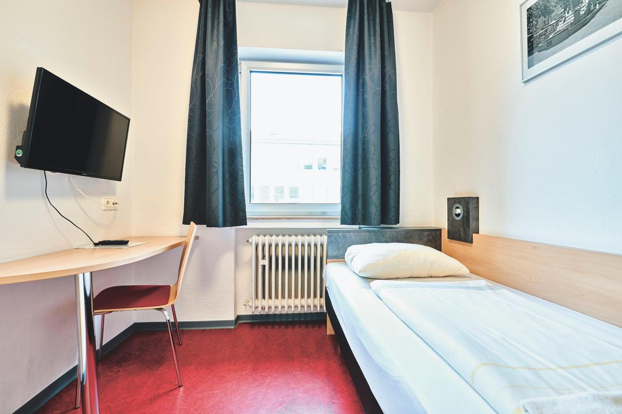 Djh Jugendgaestehaus Adolph Kolping Dortmund Luaran gambar